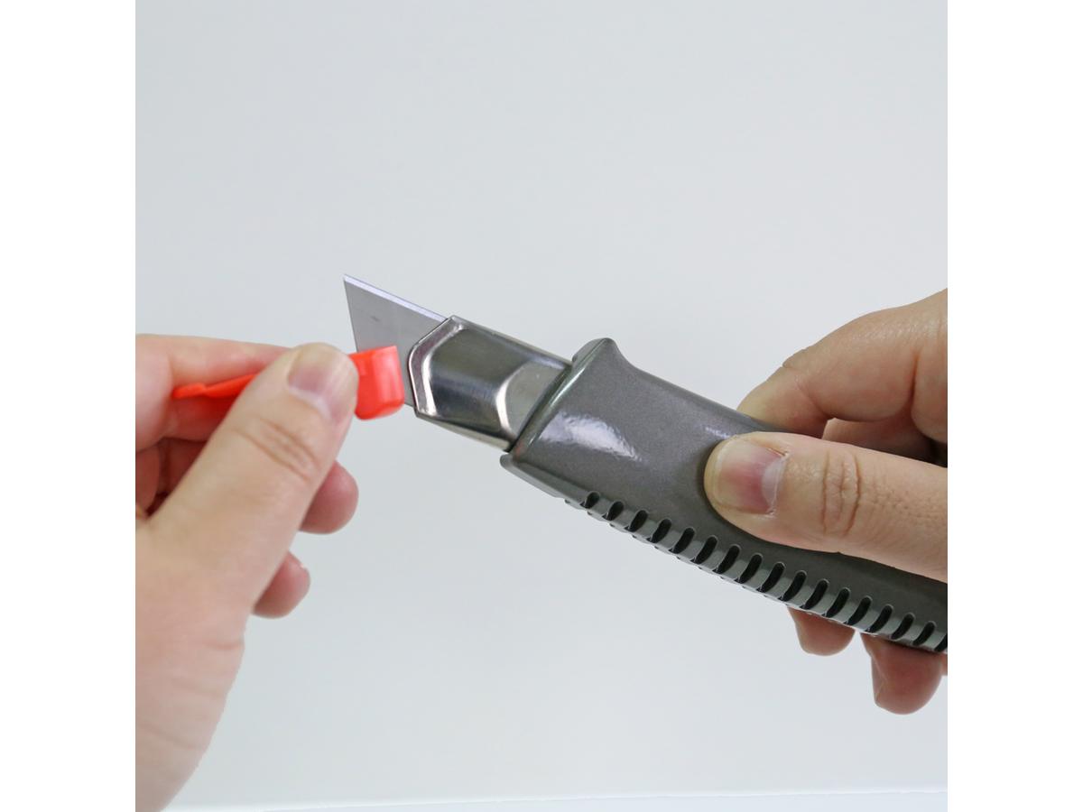 NT CUTTER L-500-G ABBRECHMESSER 3