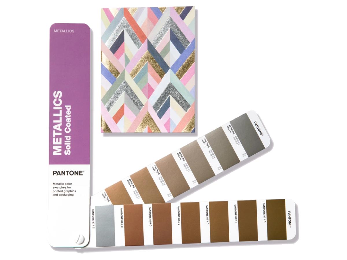 PANTONE METALLICS SOLID COATED GUIDE GG1507B 3