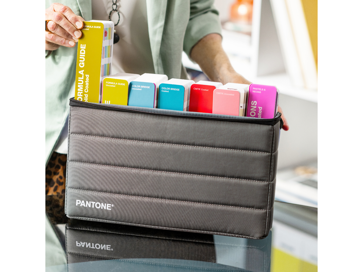 PANTONE PORTABLE GUIDE STUDIO GPG304C 3